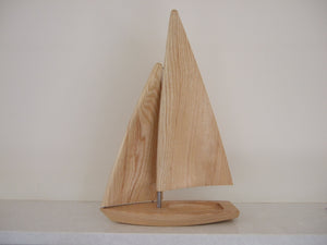 Laser II Sailing Dinghy 21cm L x 7 w x 32 H