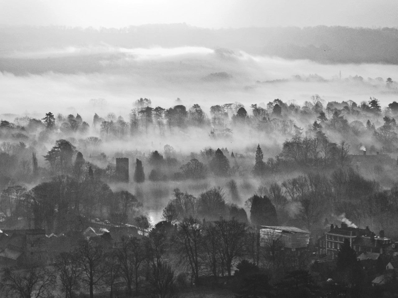 Misty morning over Goring - Ernst Klinker
